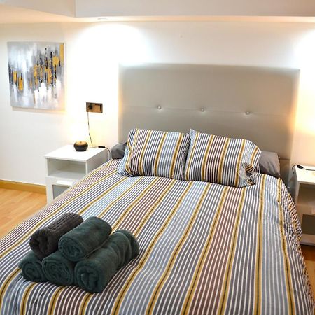 Apartamento Candalex En Málaga Exteriör bild
